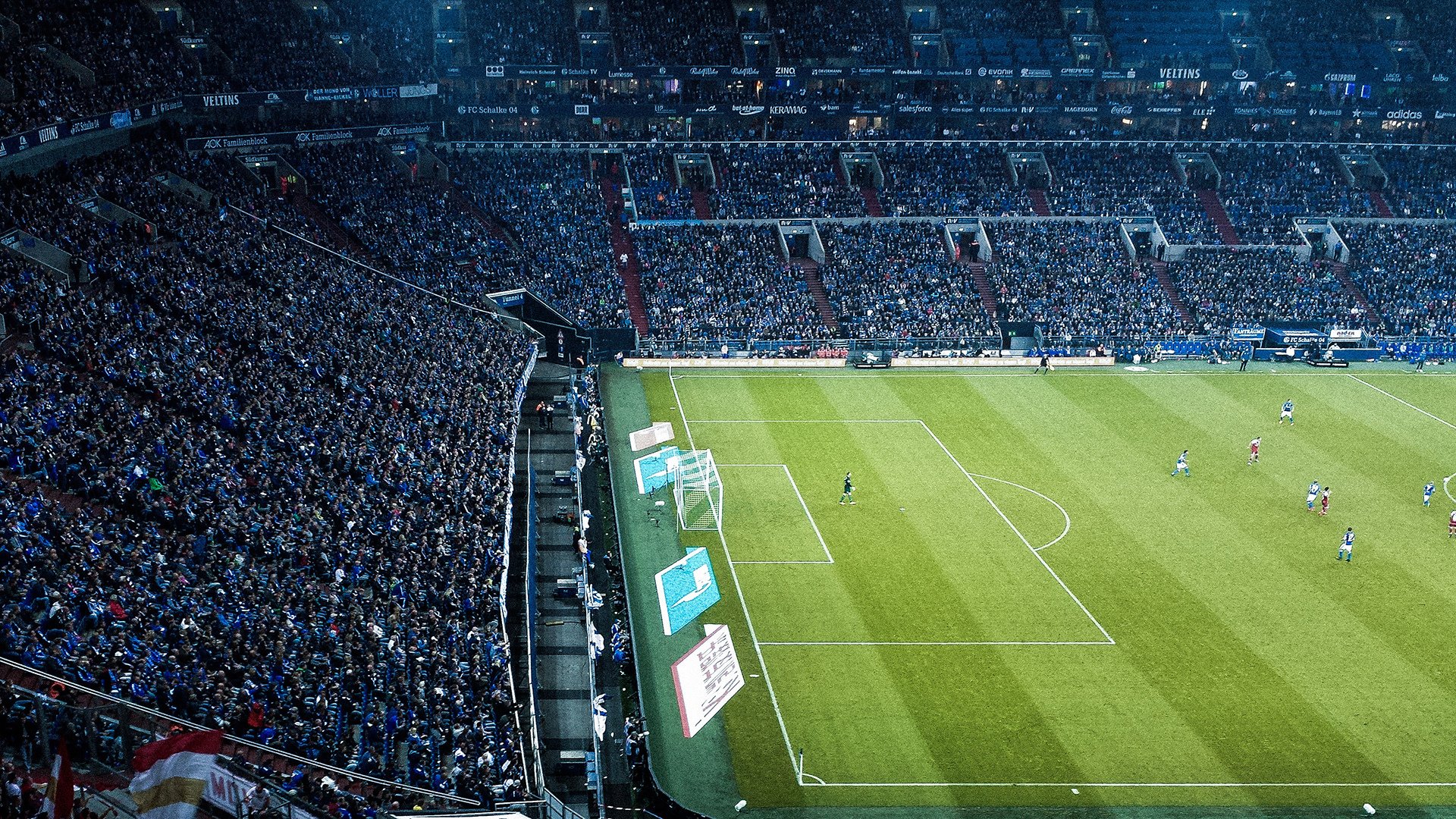 “中国足球+文化创意”产业融合创新推动行业转型升级,振兴中国足球产业的设计方案